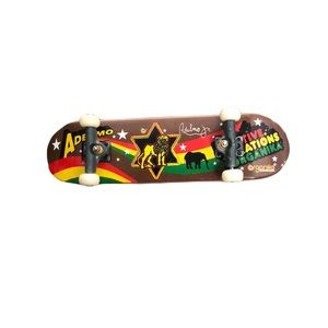 Tech Deck Adelmo Fingerboard